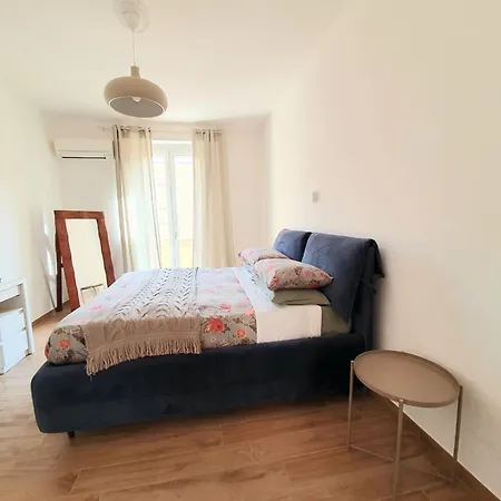 Cave Apartment Rome